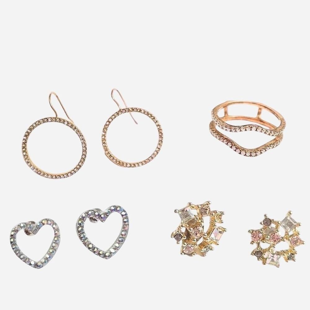 Women's Silver and Gold Jewelery